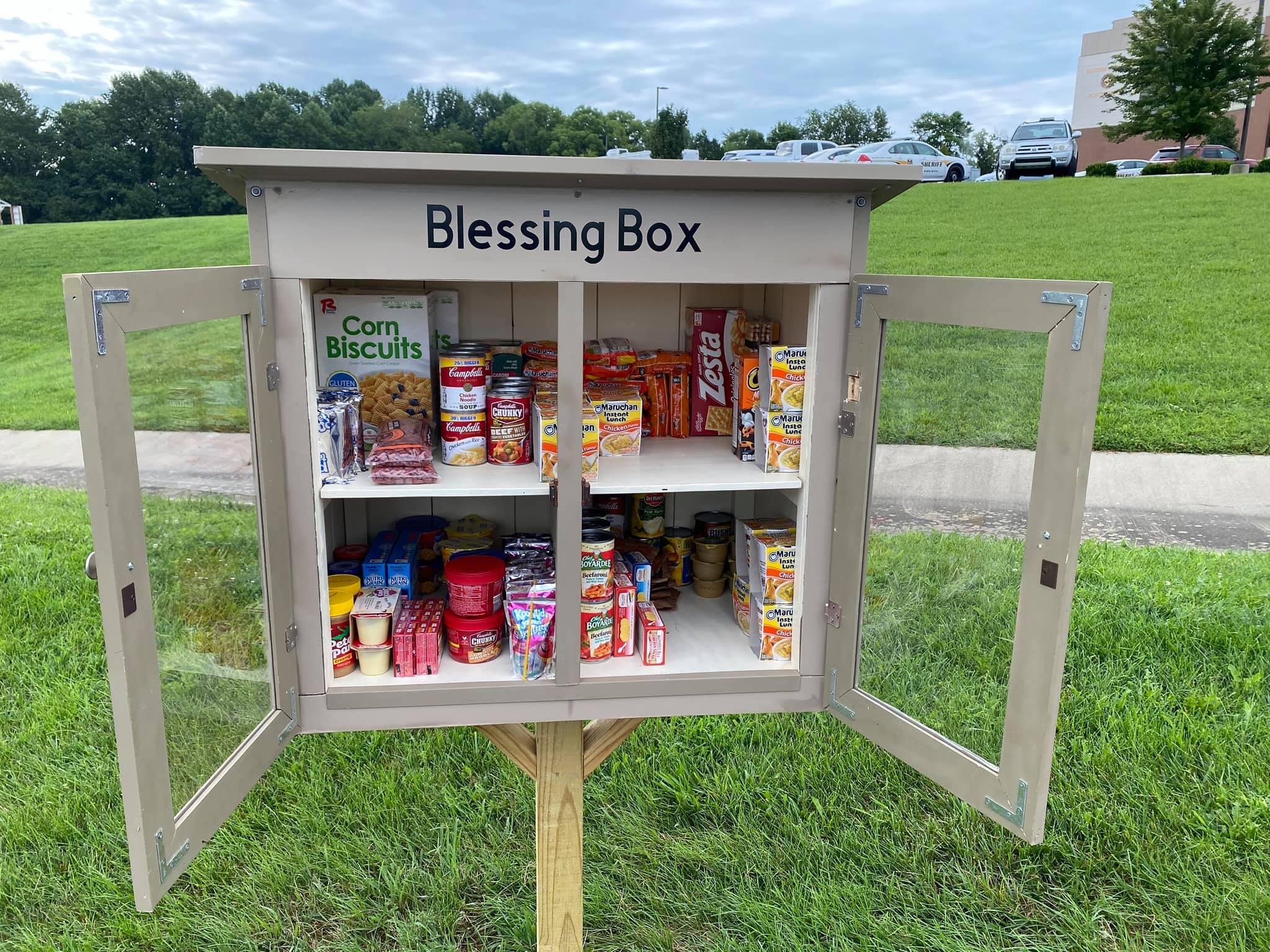  Blessing Box Now Available For Hardin County Community Quicksie 98 3